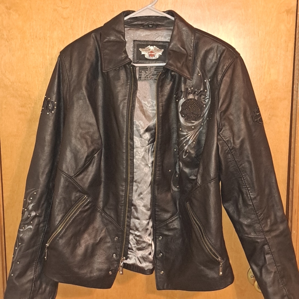 100% real leather women's  Harley  davidson  jacket